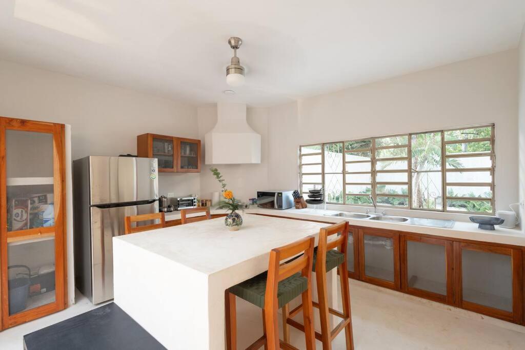 Villa La Sultana: Amazing New House With Pool And Bikes Included. Valladolid  Exterior foto